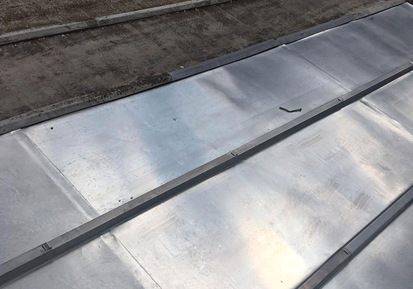 Travaux de zinguerie à voisins-le-Bretonneux (78960) dans Les Yvelines (78)